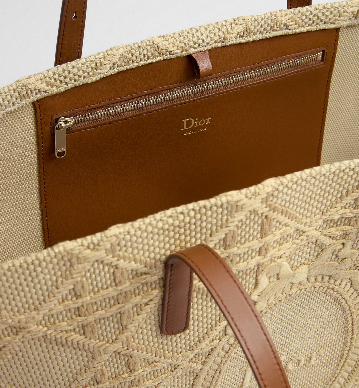 MEDIUM RAFFIA BLOOMING BAG