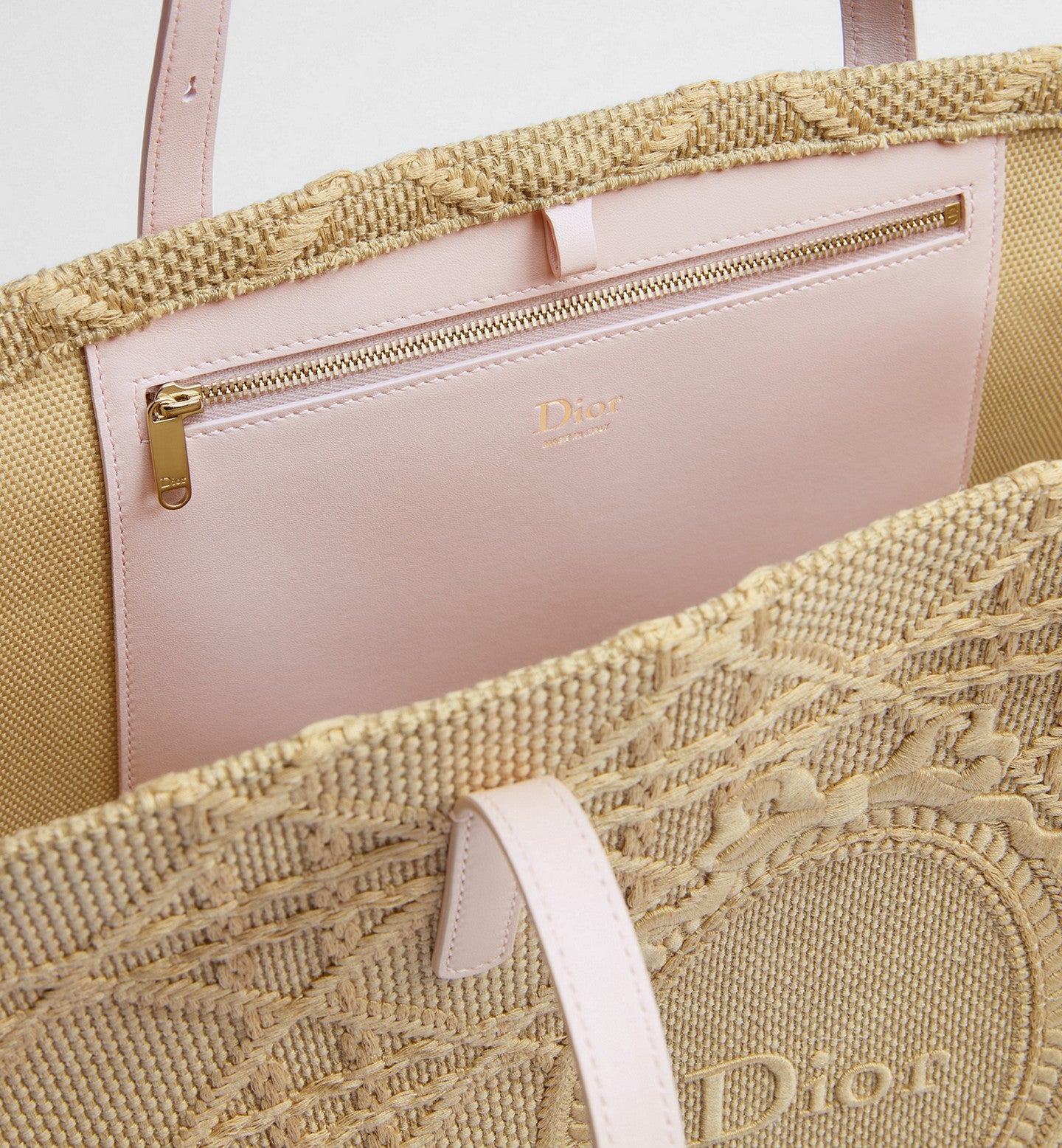 MEDIUM RAFFIA BLOOMING BAG